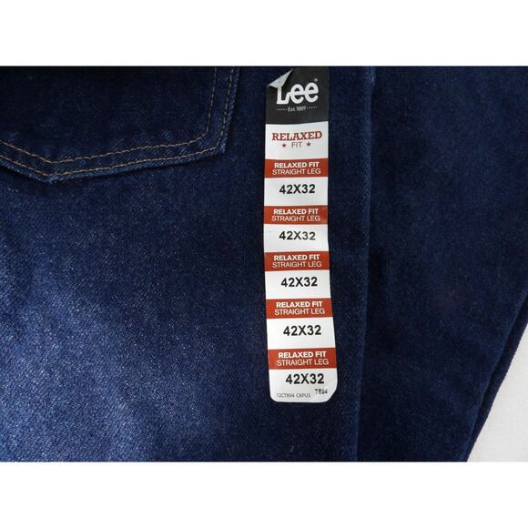 Lee Jeans Mens 42x32 Relaxed Fit Straight Leg Dark Wash NWT Denim Workwear Casua - Picture 3 of 16